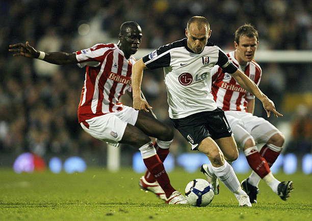 足球不仅是 足球不仅是