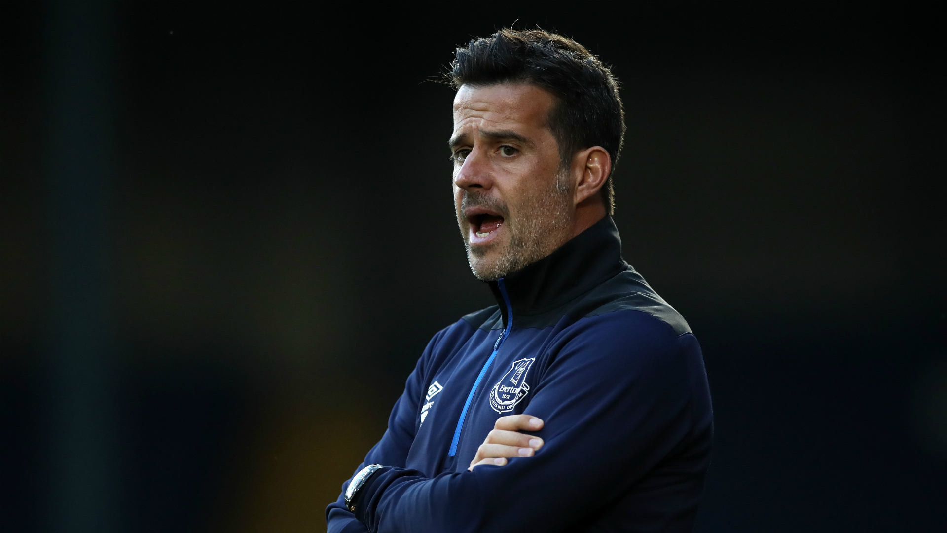 布伦森通过 布伦森通过